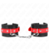 KINK - MUÑEQUERAS NEGRO CON CORREA ROJO AJUSTABLE 17-28 CM X 6 CM
